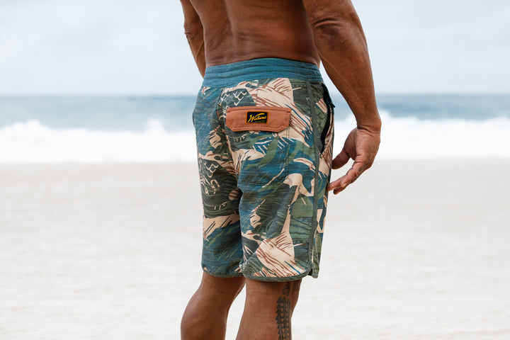 Hawaiian Brushstroke Cruiser Shorts